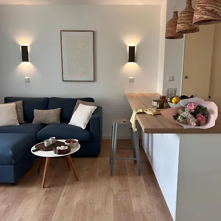 Apartment Port Vauban - 6pers - Terrasse - Parking *